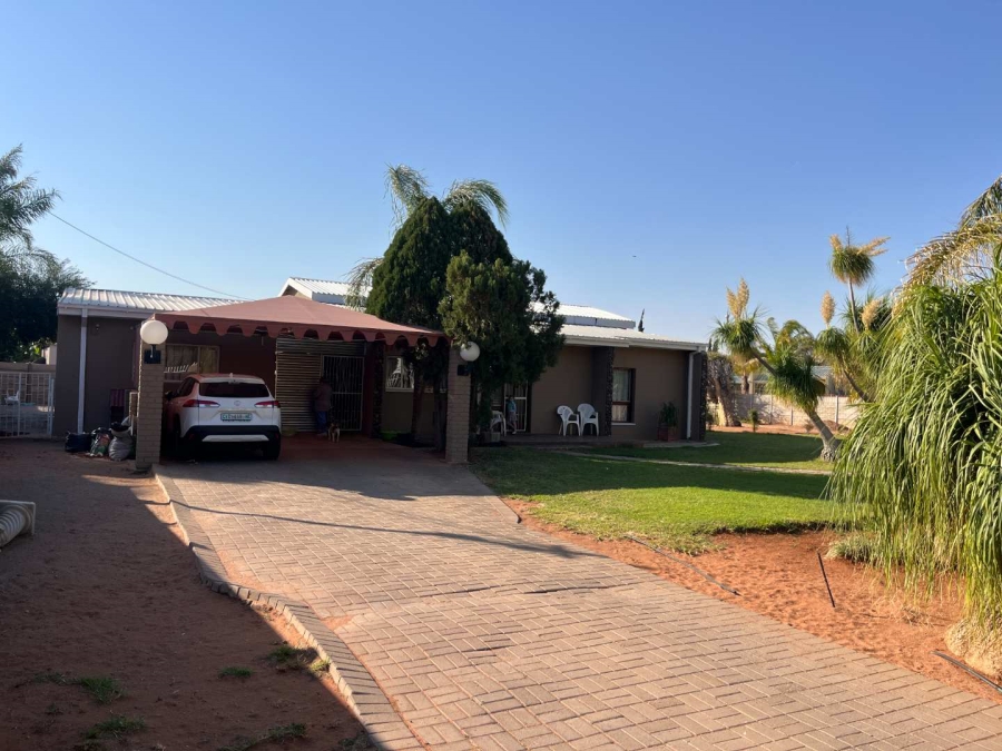 5 Bedroom Property for Sale in Oosterville Northern Cape